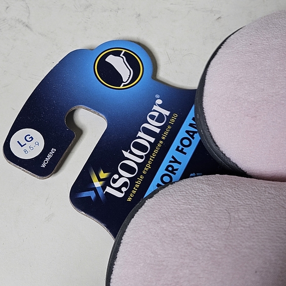 Isotoner Women's Pink Slippers. Size LG (8.5 - 9) NWT - Picture 5 of 6